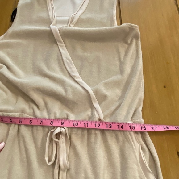 Women’s Tan Jumpsuit Sleeveless Adjustable Tie Waist Cropped Leg Terry large - Picture 5 of 13